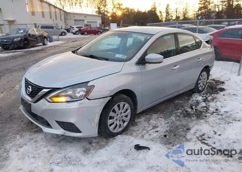 2018 Nissan Sentra S z USA, uszkodzony, nr VIN 3N1AB7AP0JY277339